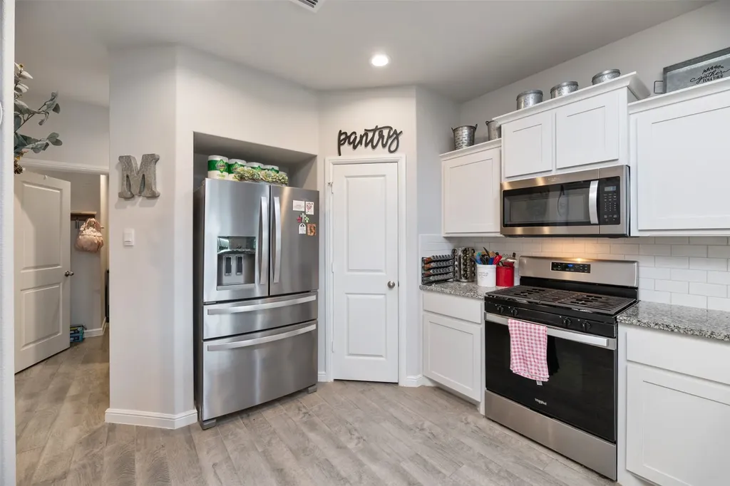 111 Augusta Court Boyd TX 76023