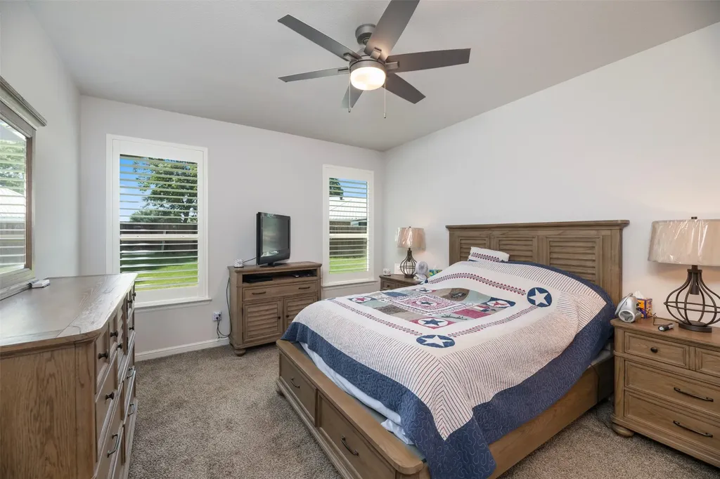 111 Augusta Court Boyd TX 76023