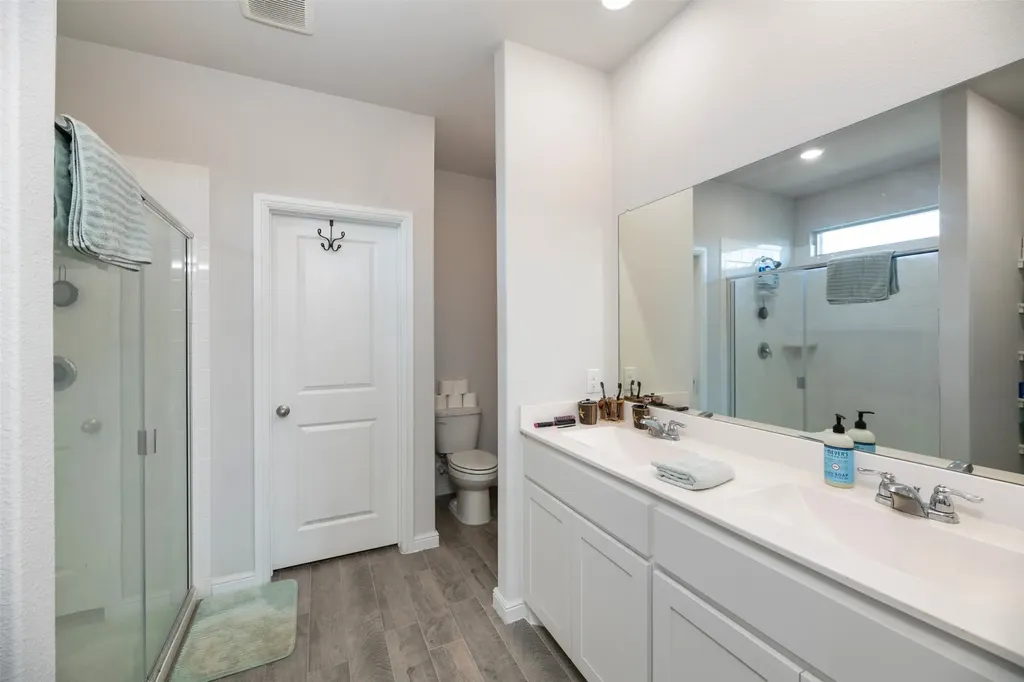 111 Augusta Court Boyd TX 76023