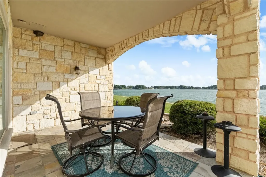 9900 Northshore Boulevard Corsicana TX 75109