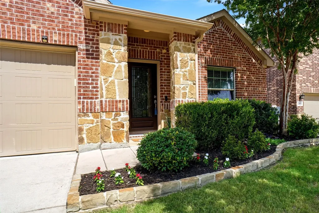 12529 Autumn Leaves Trail Fort Worth TX 76244