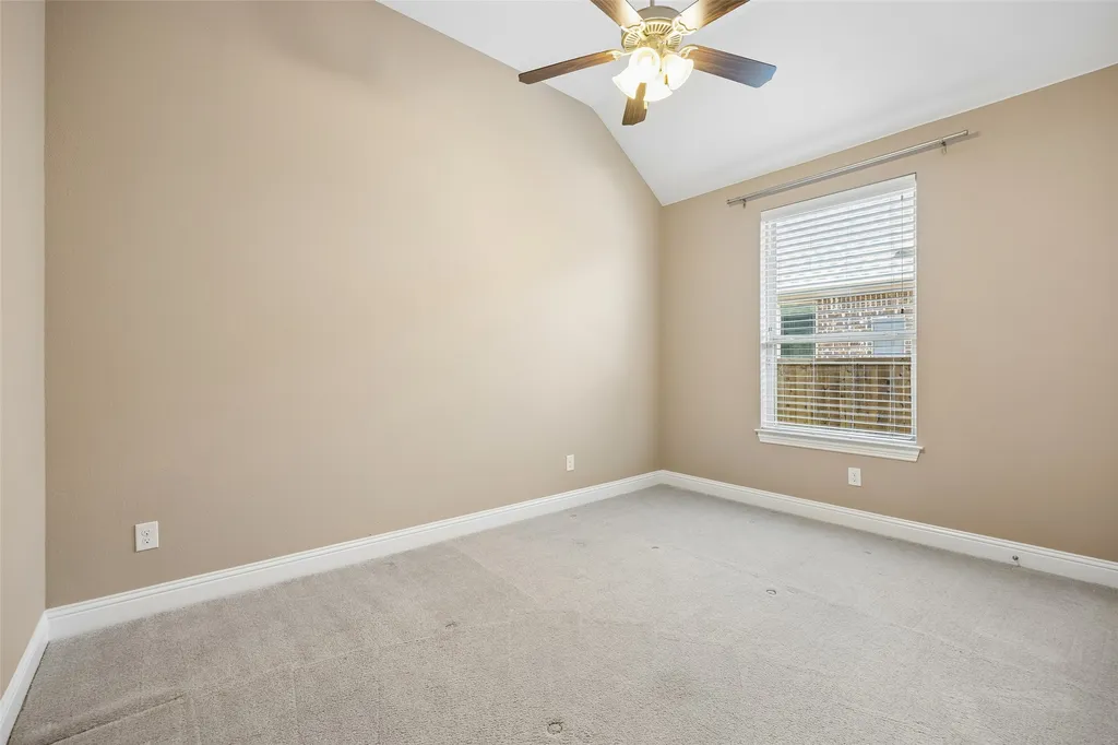 1004 W Bluff Way Roanoke TX 76262