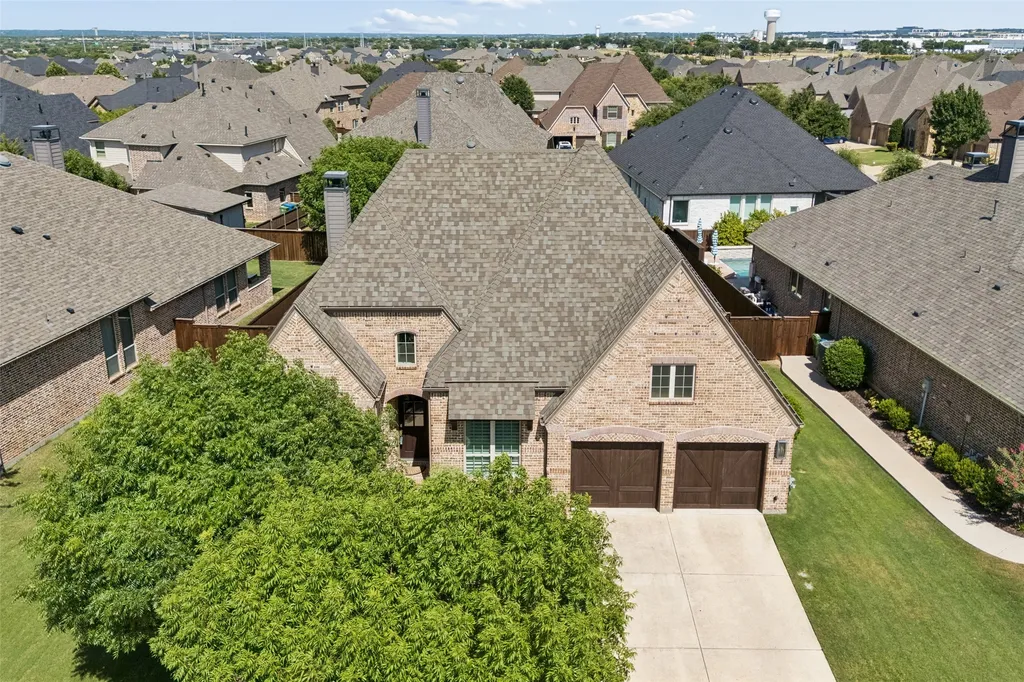 1004 W Bluff Way Roanoke TX 76262