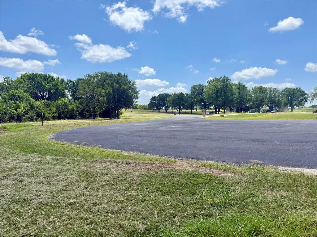 Lot 30 Marina Point Streetman TX 75859