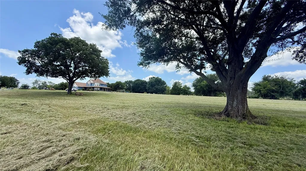 Lot 30 Marina Point Streetman TX 75859