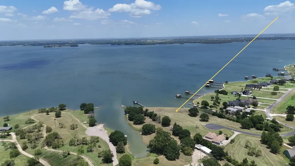 Lot 30 Marina Point Streetman TX 75859