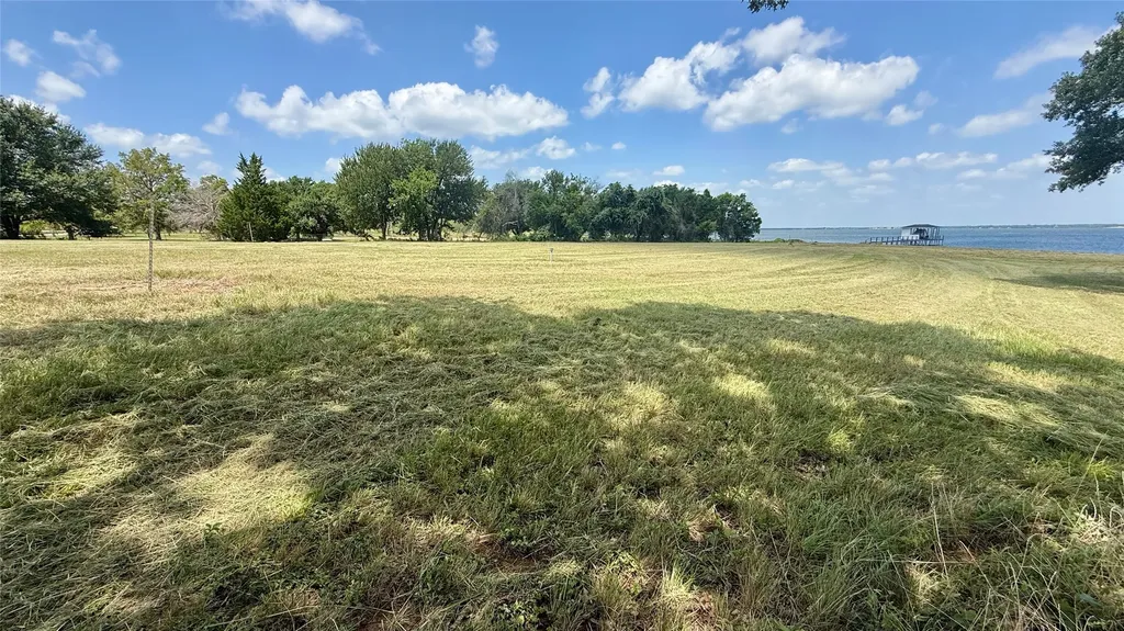 Lot 30 Marina Point Streetman TX 75859