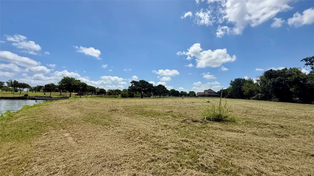 Lot 30 Marina Point Streetman TX 75859