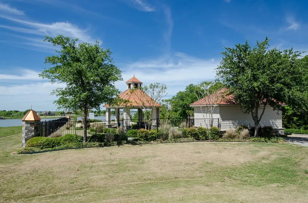 Lot 30 Marina Point Streetman TX 75859