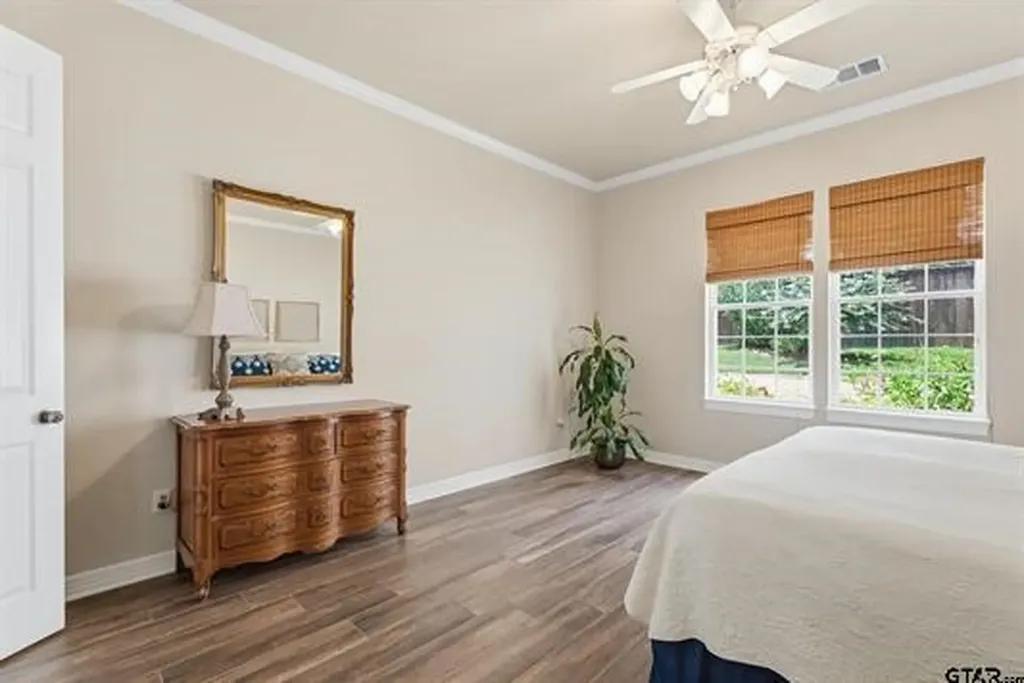 3966 Charleston Park Tyler TX 75701
