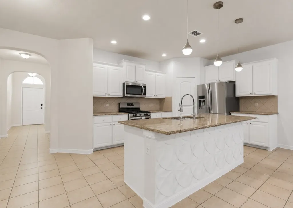 320 Grassland Drive Denton TX 76210