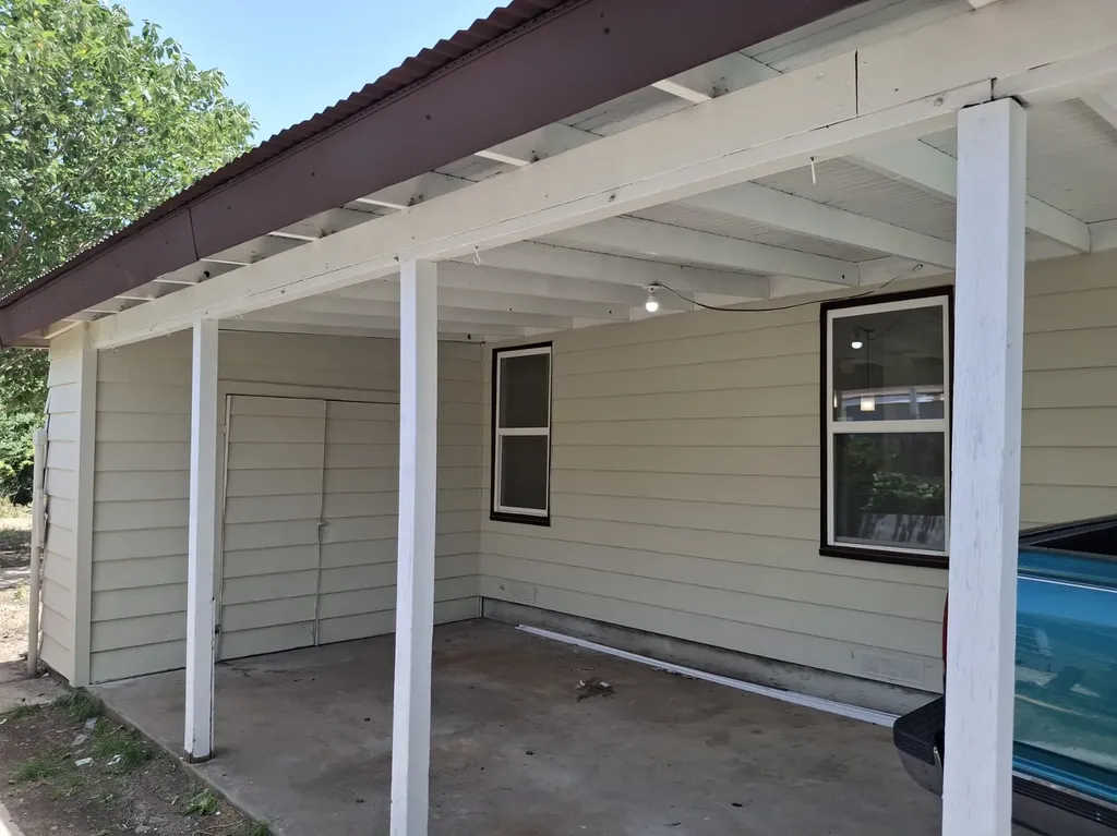 2707 Engle Avenue Dallas TX 75233