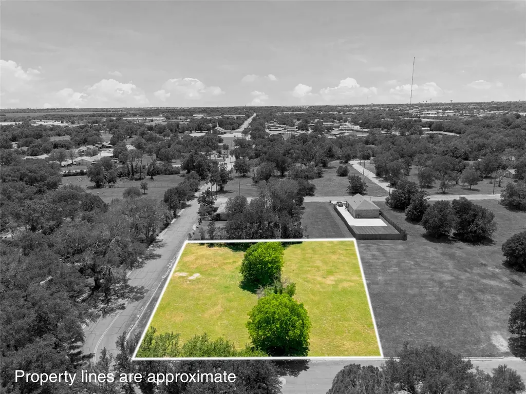 2621 S 7th Street Waco TX 76712