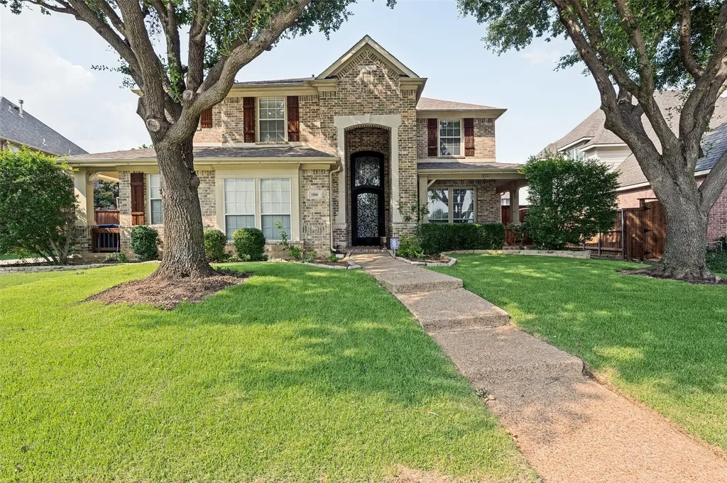 1700 Coyote Ridge Carrollton TX 75010