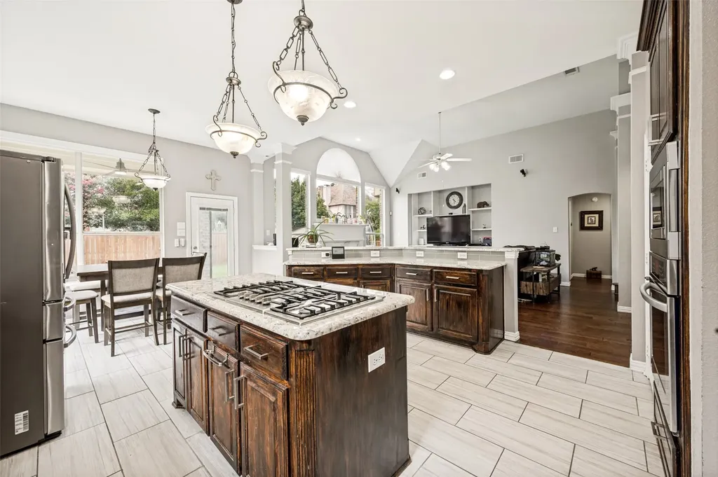 1700 Coyote Ridge Carrollton TX 75010