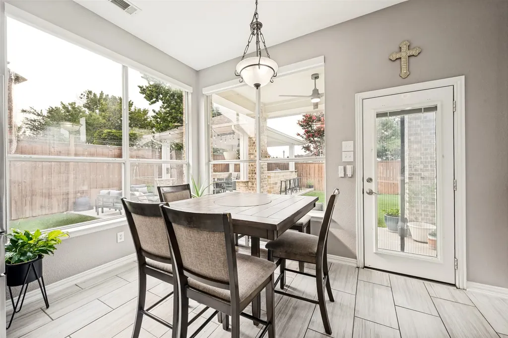 1700 Coyote Ridge Carrollton TX 75010