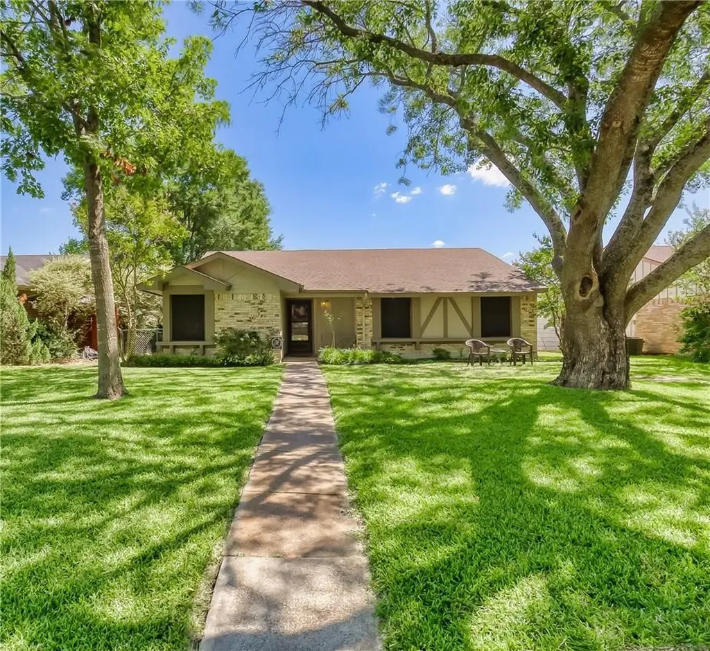 702 Shadybrook Lane Seagoville TX 75159