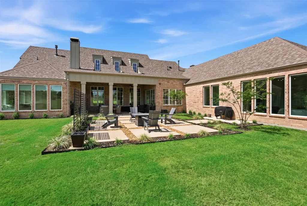 425 Abagail Lane Van Alstyne TX 75495