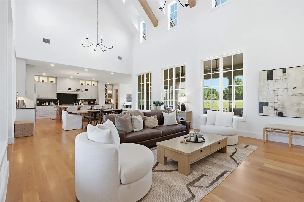 425 Abagail Lane Van Alstyne TX 75495