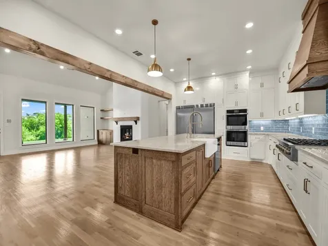 320 Tiara Trail Fort Worth TX 76108