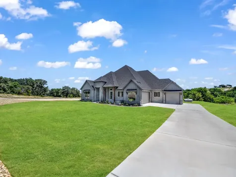 320 Tiara Trail Fort Worth TX 76108