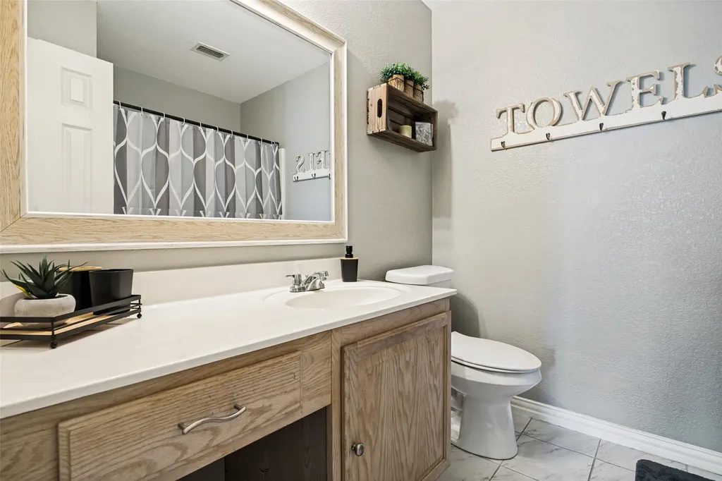 10513 Greenbriar Lane Rowlett TX 75089