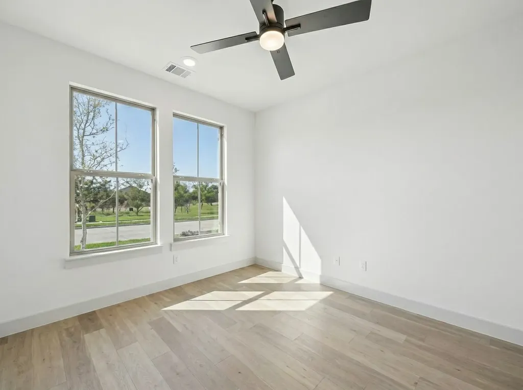 6904 Crystal Springs Drive Mckinney TX 75070