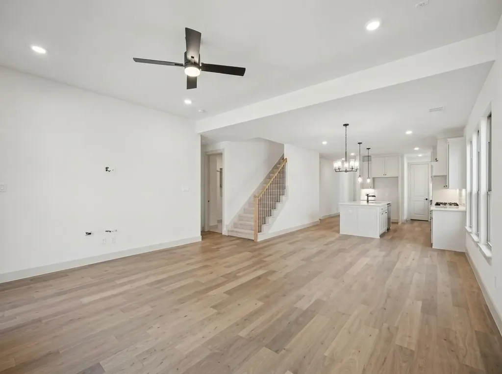 6904 Crystal Springs Drive Mckinney TX 75070