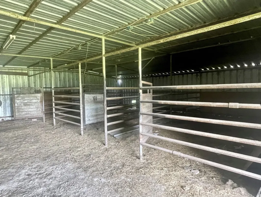 1692 Farm Road 2653 S Brashear TX 75420