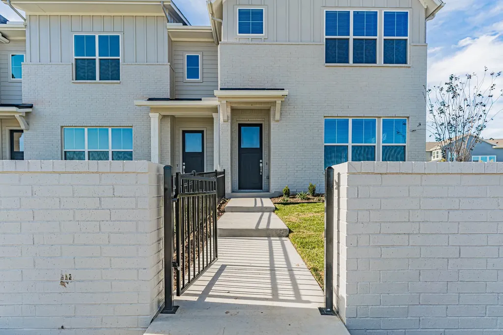 2140 Village Walk Place Aledo TX 76008