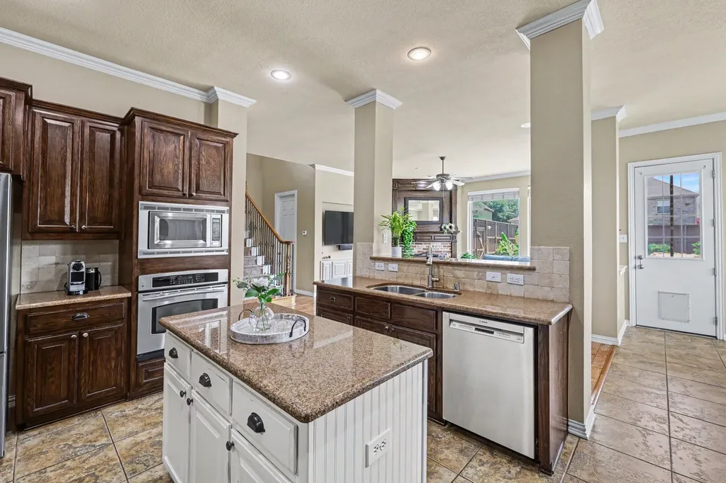 4128 New Hope Court Plano TX 75024
