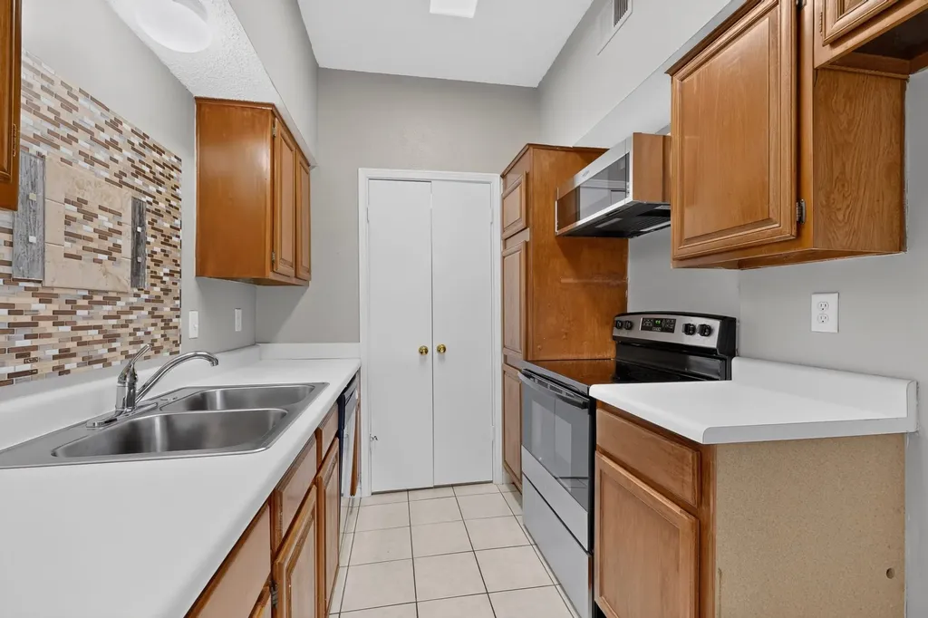 12921 Abrams Road Dallas TX 75243