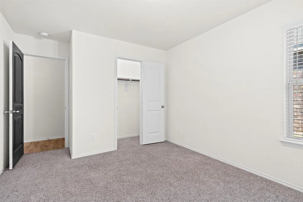 1525 Alamandine Avenue Cross Roads TX 76227