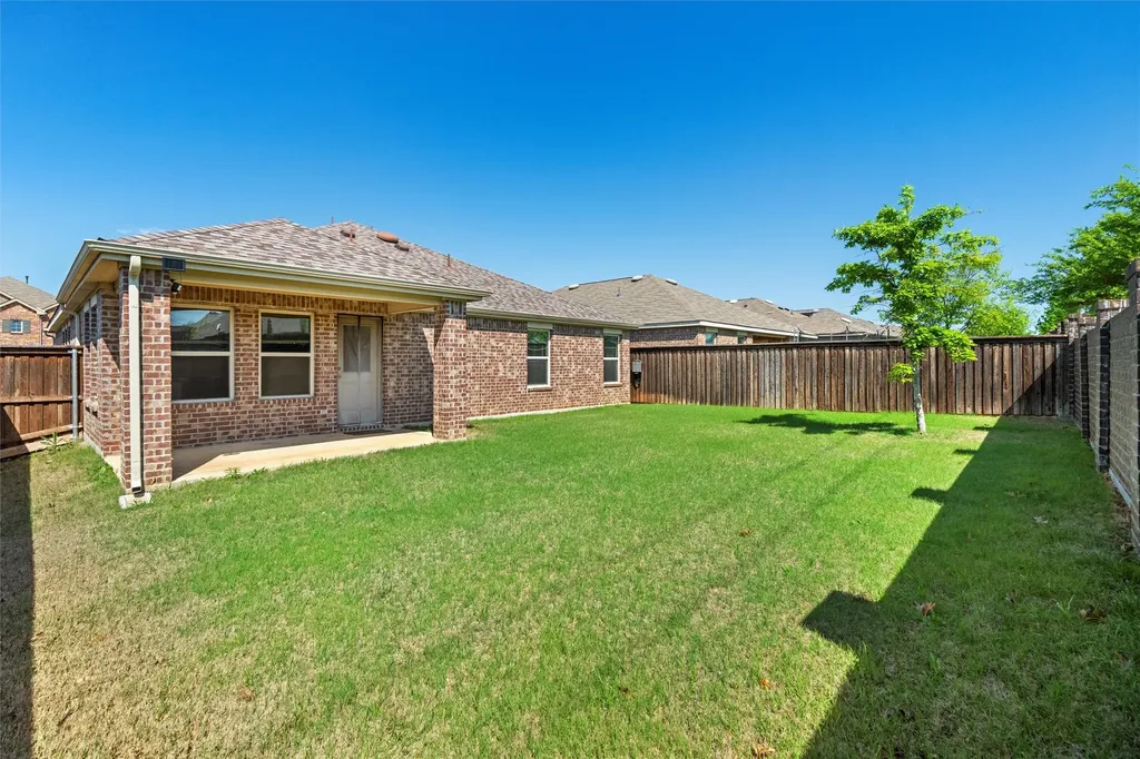 1525 Alamandine Avenue Cross Roads TX 76227