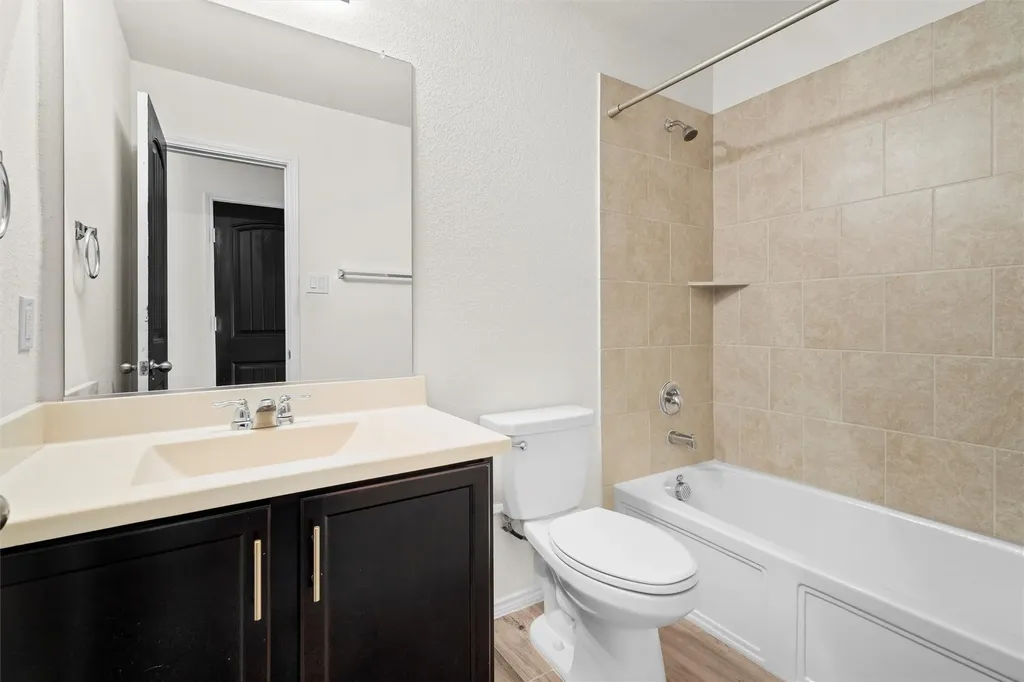 1525 Alamandine Avenue Cross Roads TX 76227