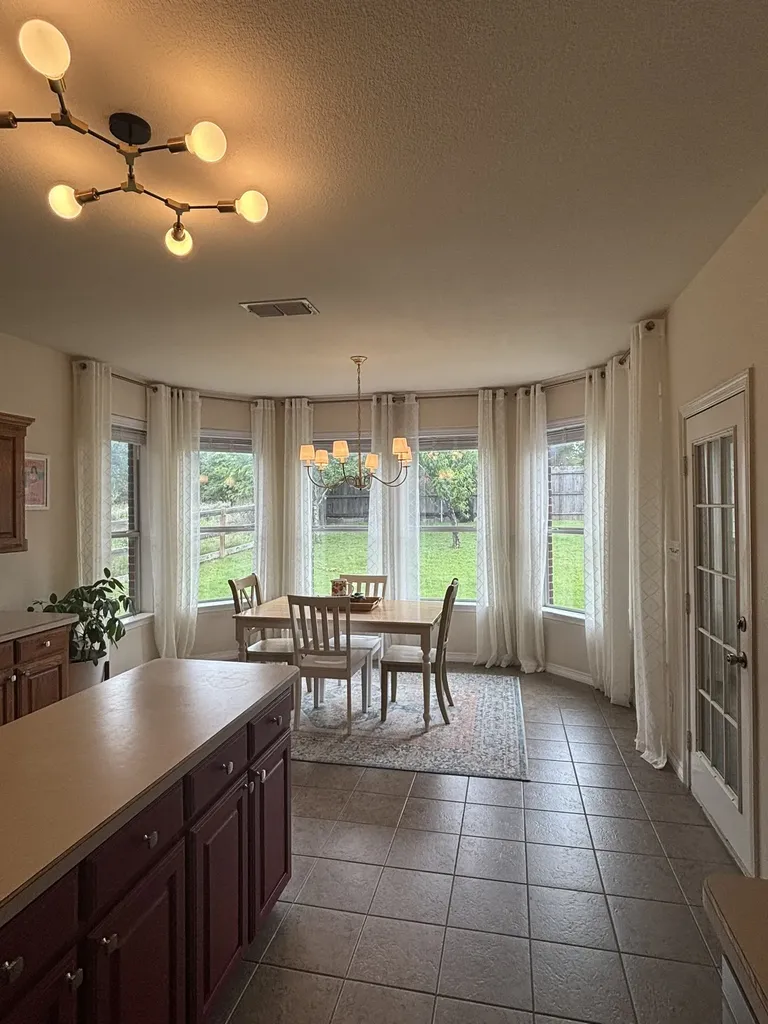 2426 Timber Cove Drive Weatherford TX 76087