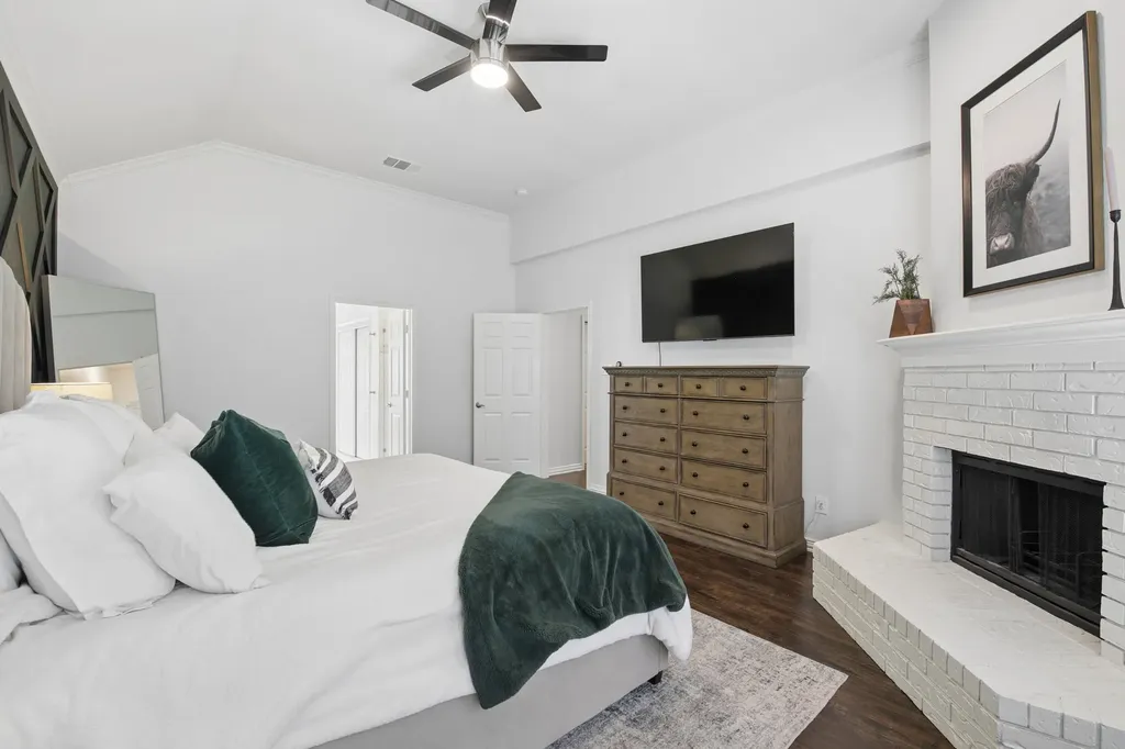 2717 Carmel Drive Carrollton TX 75006