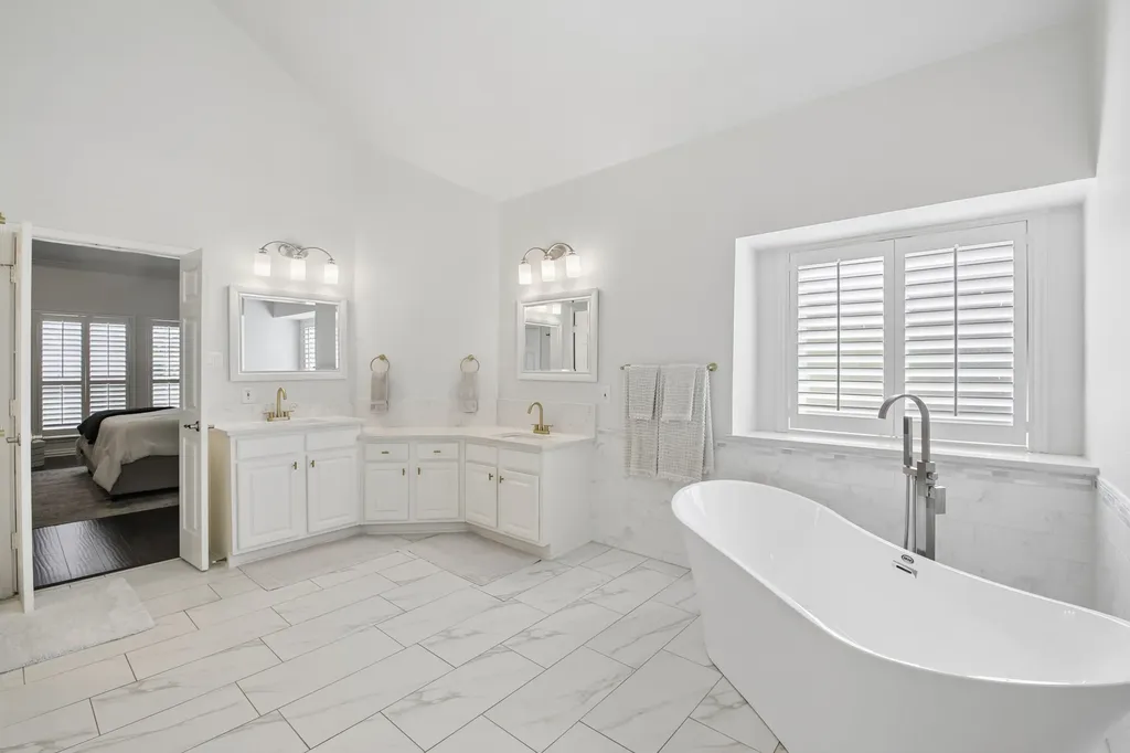 2717 Carmel Drive Carrollton TX 75006