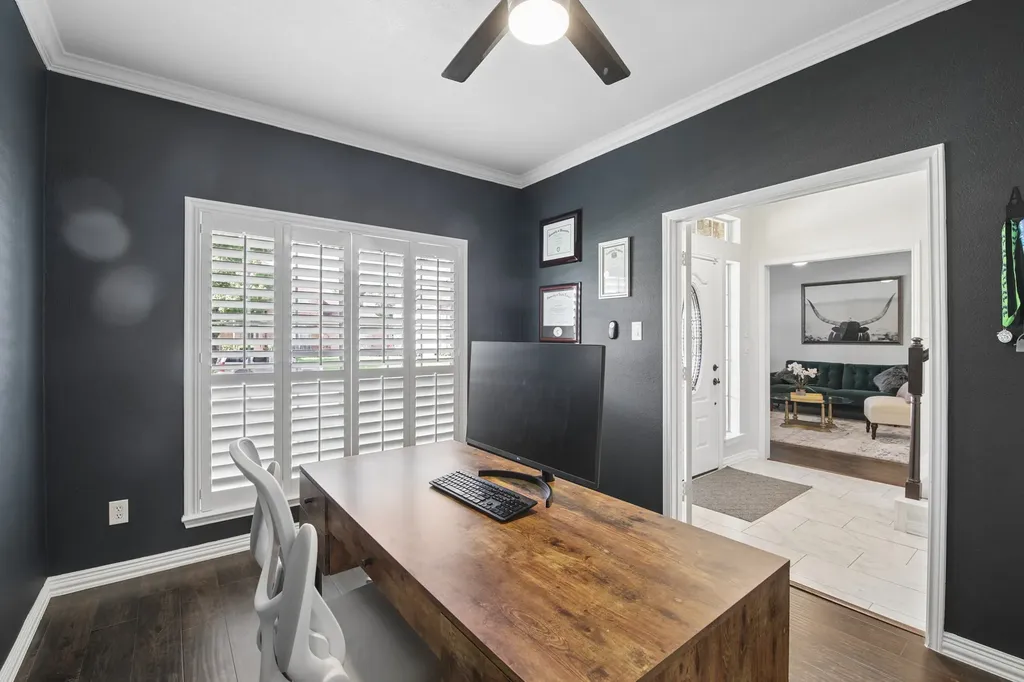 2717 Carmel Drive Carrollton TX 75006