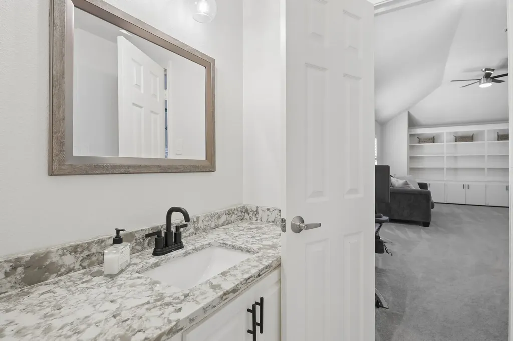 2717 Carmel Drive Carrollton TX 75006