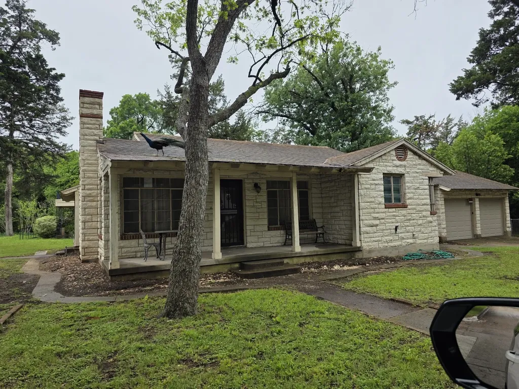 1403 Cedar Oaks Boulevard Dallas TX 75216