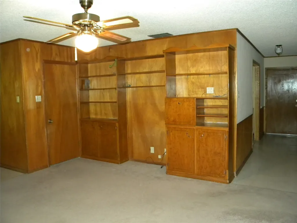 1450 W Ash Street Stephenville TX 76401