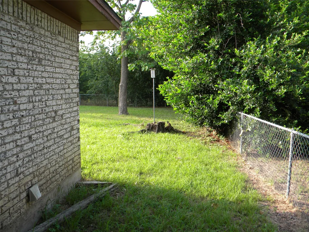 1450 W Ash Street Stephenville TX 76401