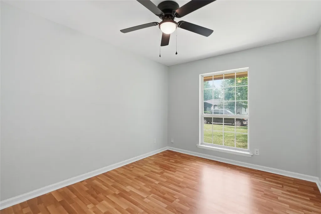 837 Springdale Road Bedford TX 76021