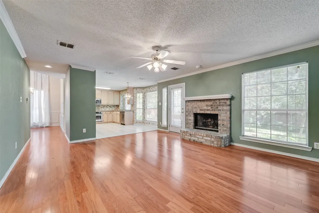 1936 Robin Lane Flower Mound TX 75028