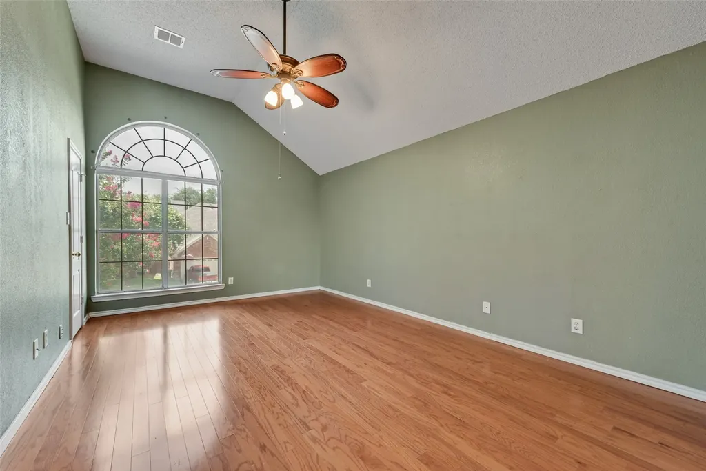 1936 Robin Lane Flower Mound TX 75028