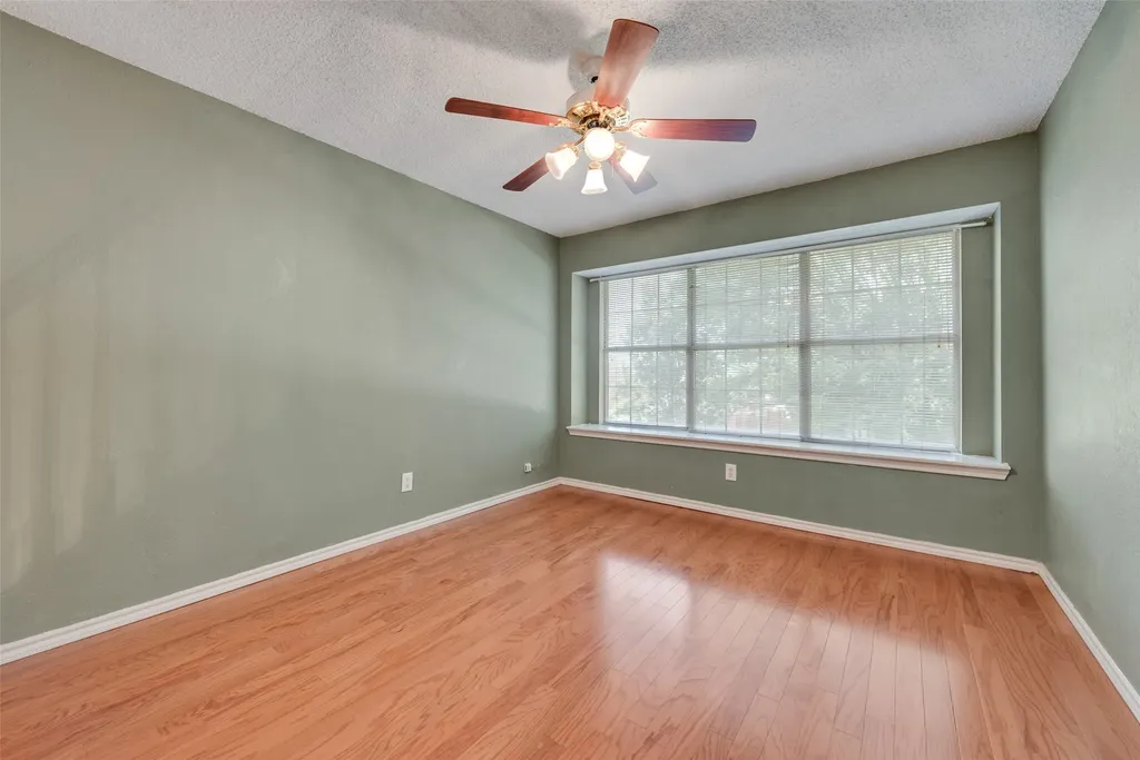 1936 Robin Lane Flower Mound TX 75028