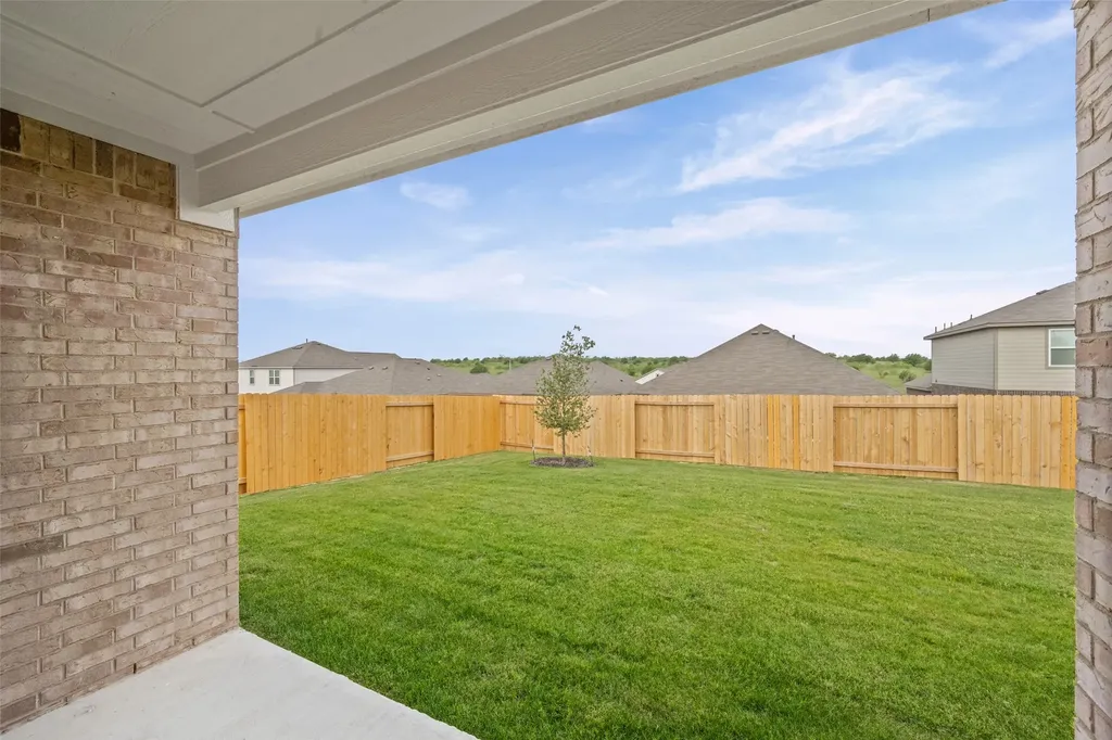 1121 Tempe Lane Fort Worth TX 76108