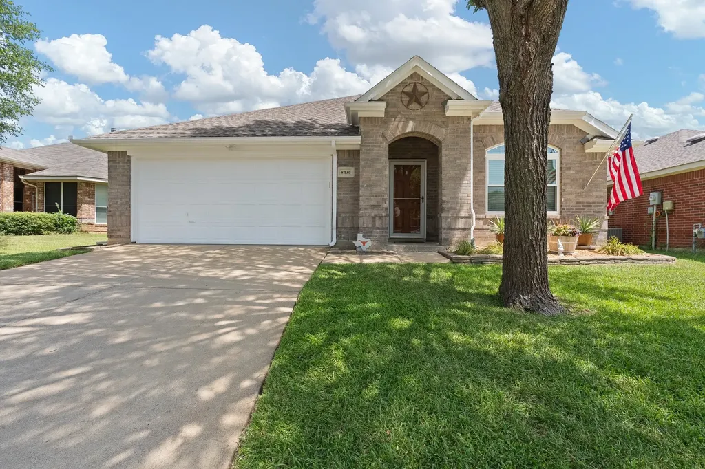 8436 Hawks Nest Drive Fort Worth TX 76131
