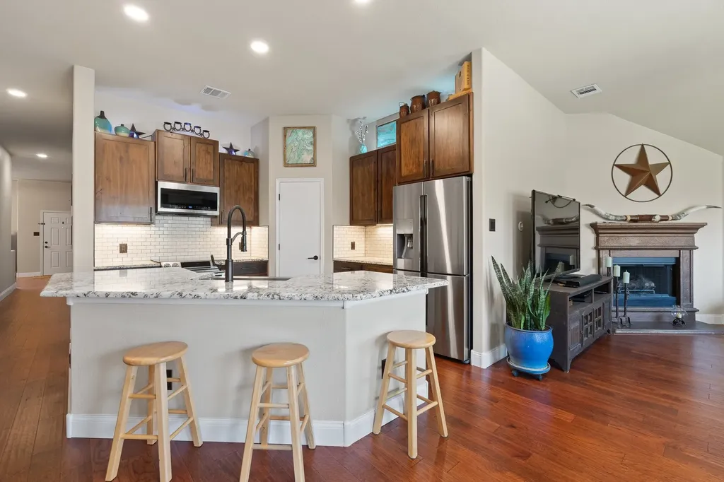 8436 Hawks Nest Drive Fort Worth TX 76131